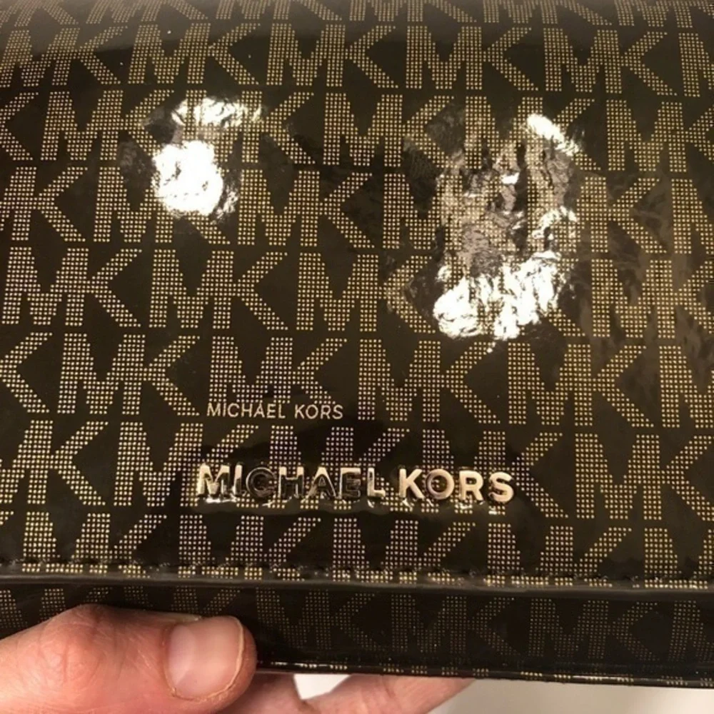 Michael kors black gold signature belt bag s/m